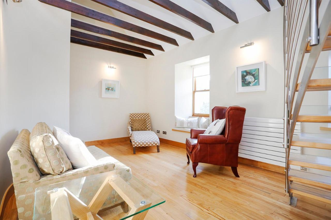 ALTIDO Unique Mezzanine Apartment in St Andrews Extérieur photo